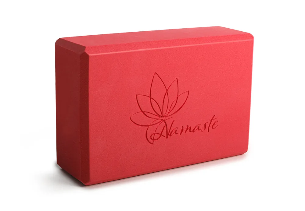 Yogablock aus Schaumstoff in Rot mit Lotus-Aufdruck „Namaste“