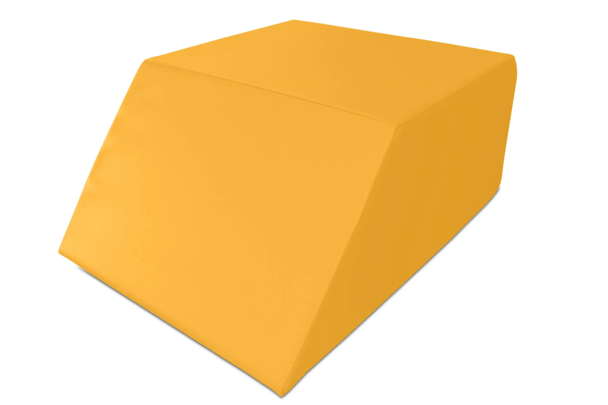 Keilwürfel aus Schaumstoff in Goldgelb, schräg von vorne