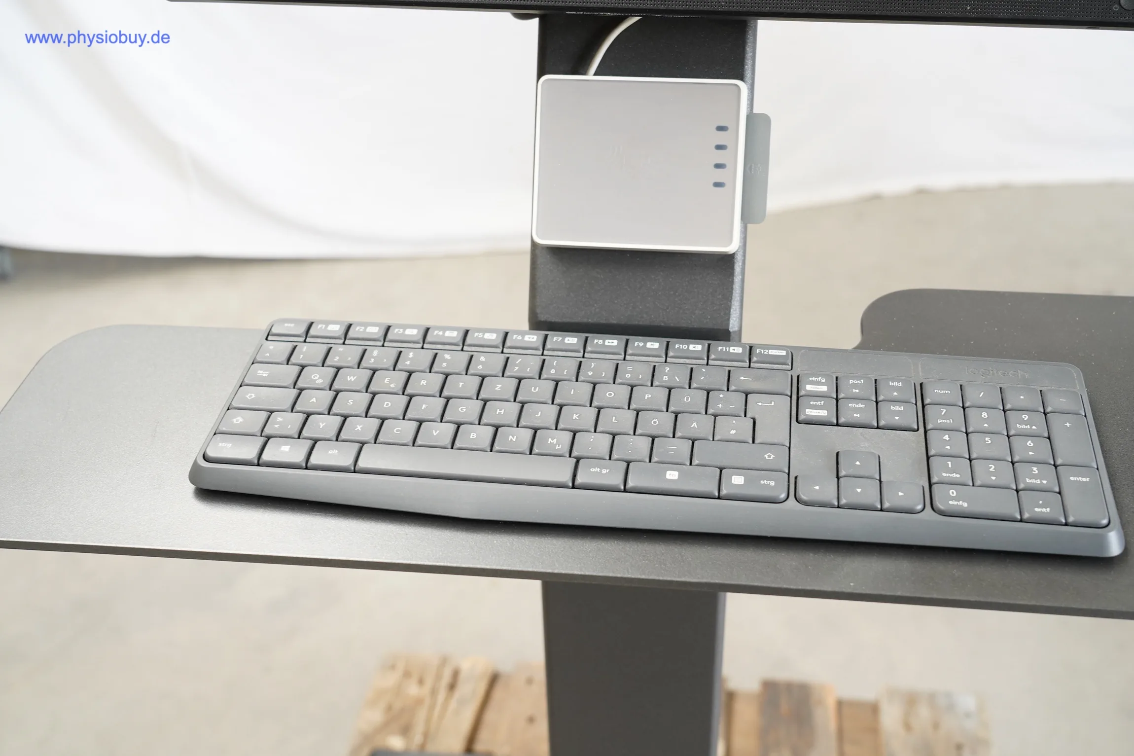 PC-Einheit mit Tastatur des Schnell Synchro MED-Zirkels, Nahaufnahme