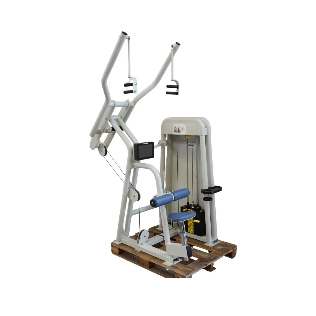 Trainingsstation des Ergo-Fit 4100S Gerätepark mit Zuggriffen über Kopf und blauem Sitzpolster auf Palette