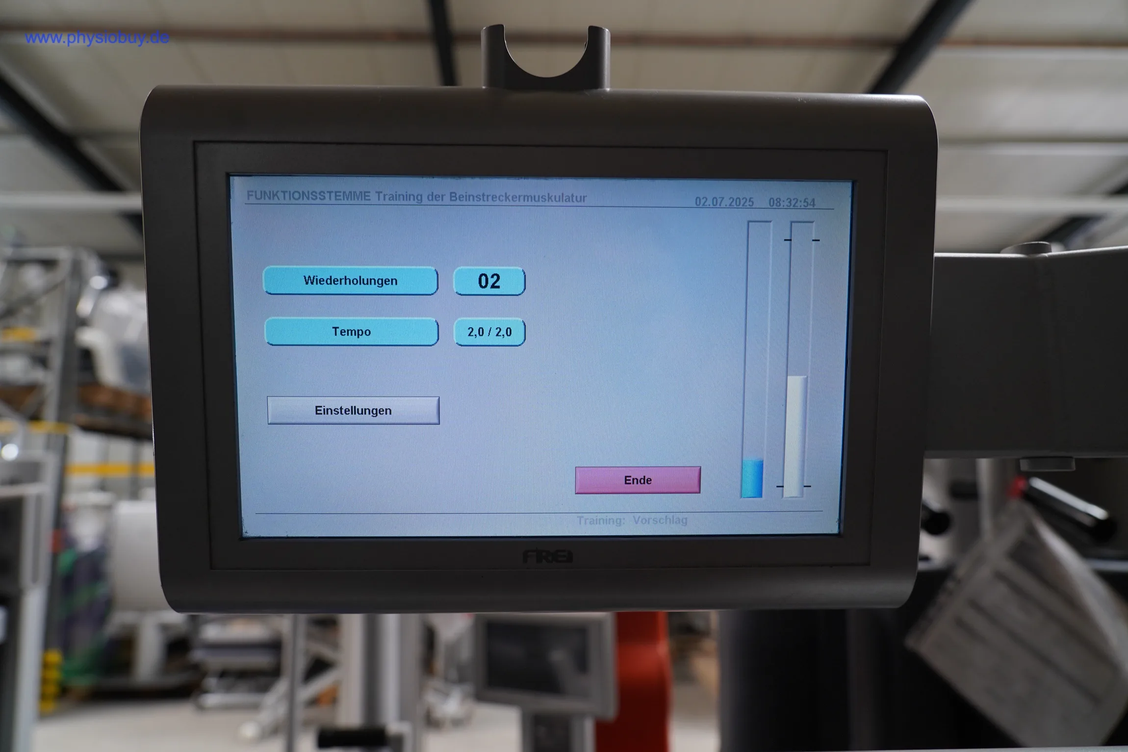 FREI Genius ECO Touchscreen mit Schaltflächen für Wiederholungen, Tempo und Einstellungen sowie zwei Pegelanzeigen