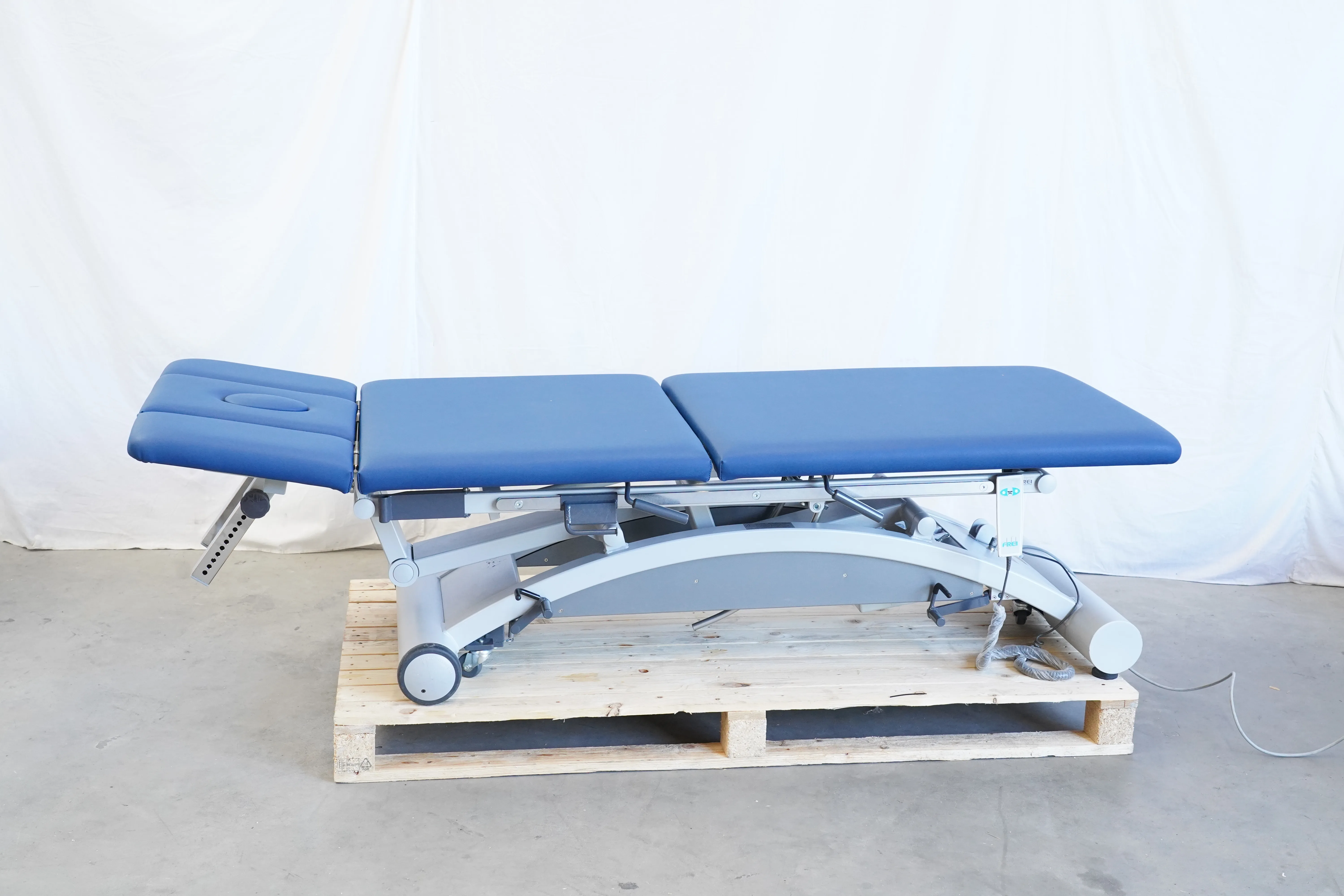 FREI THERA (e) Manuell Therapieliege - gebraucht