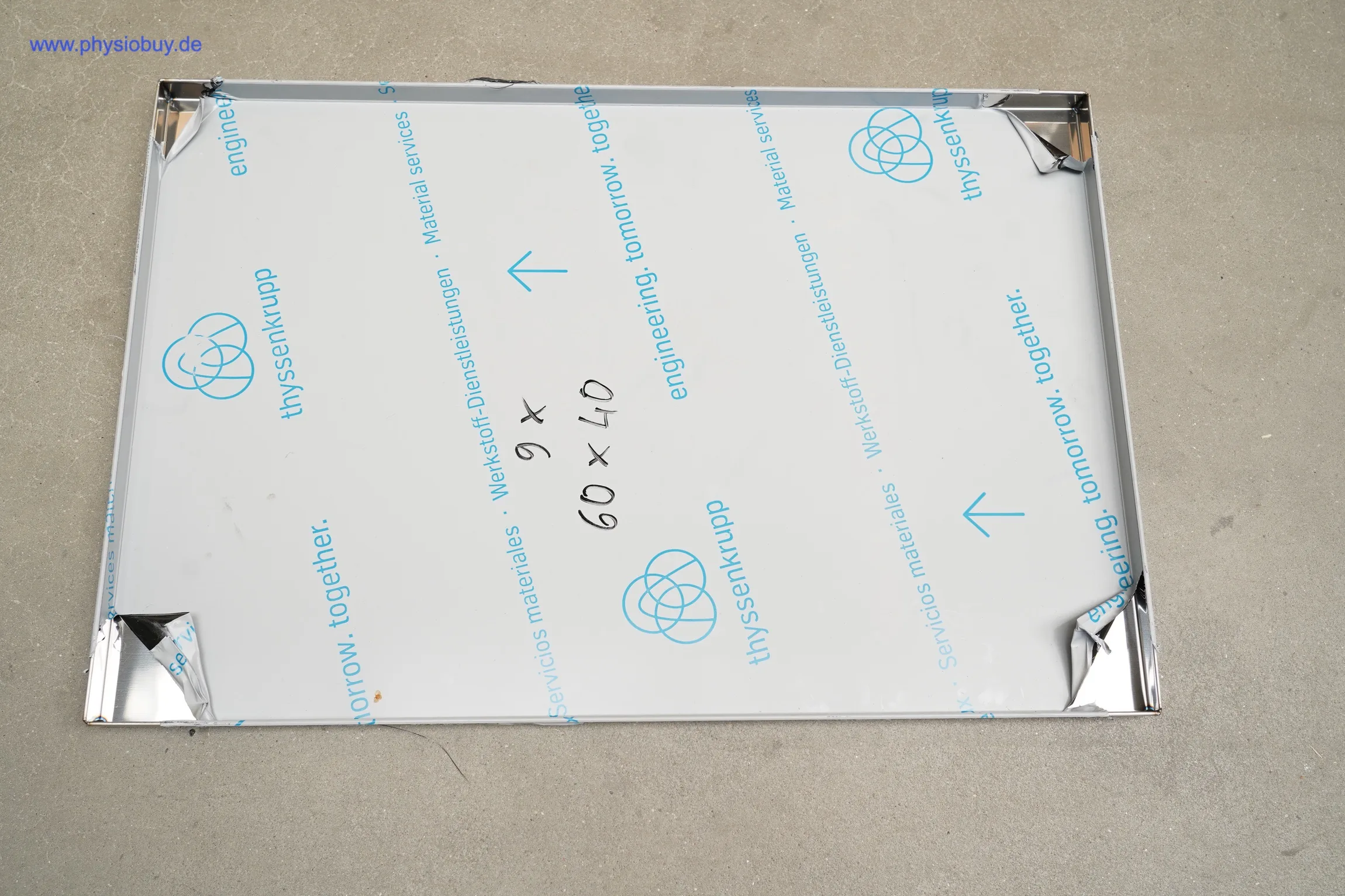 Glattes Warmhalteschrankblech mit Schutzfolie und Aufschrift 6x 60x40
