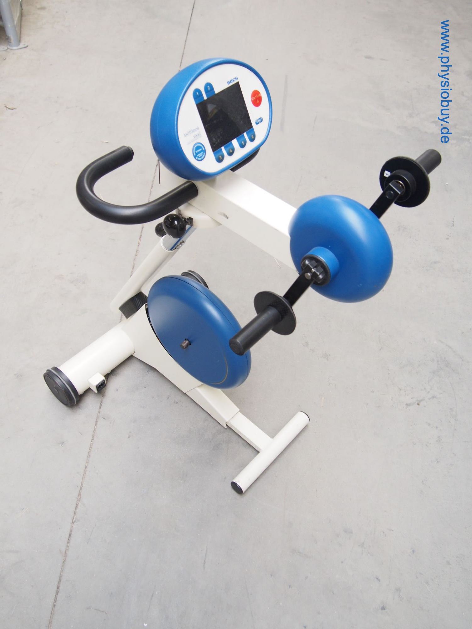 Reck Motomed Bewegungstrainer mit Display und blauen Pedalarmen