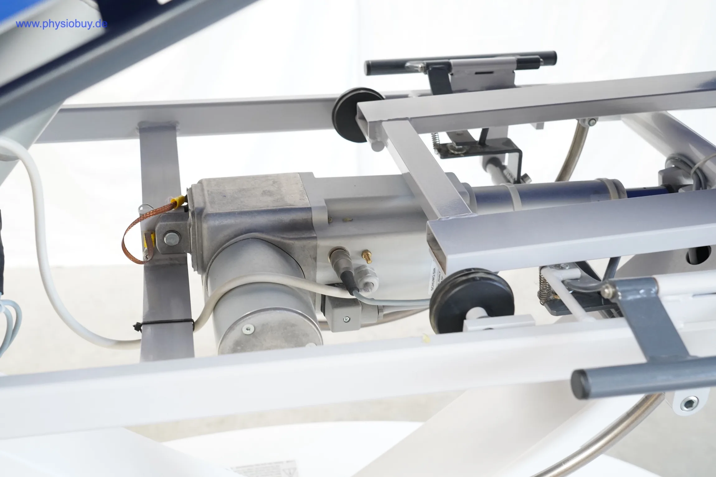 FREI ARCUS Therapieliege mit neuen Polstern und Motor aus 2018 - gebraucht
