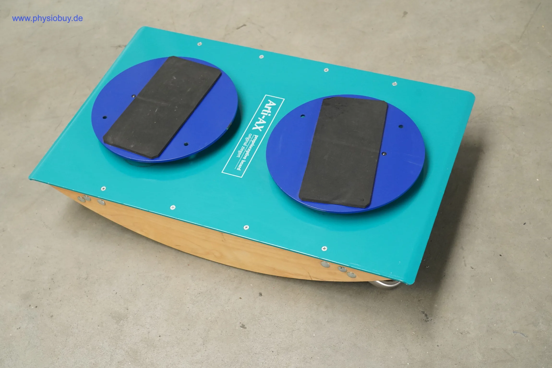 Balance-Board Arti-AX mit zwei drehbaren Pedalscheiben aus dem Praxispaket