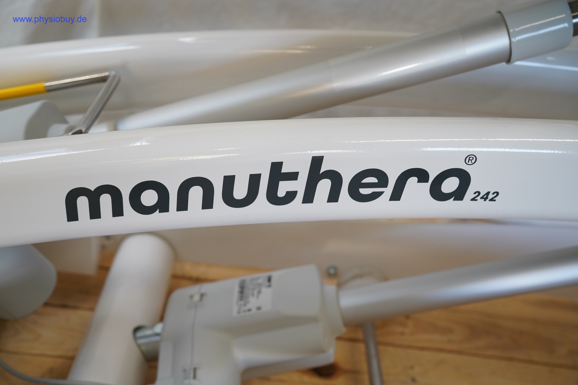 Lojer Manuthera 242 Behandlungsliege - neuwertig
