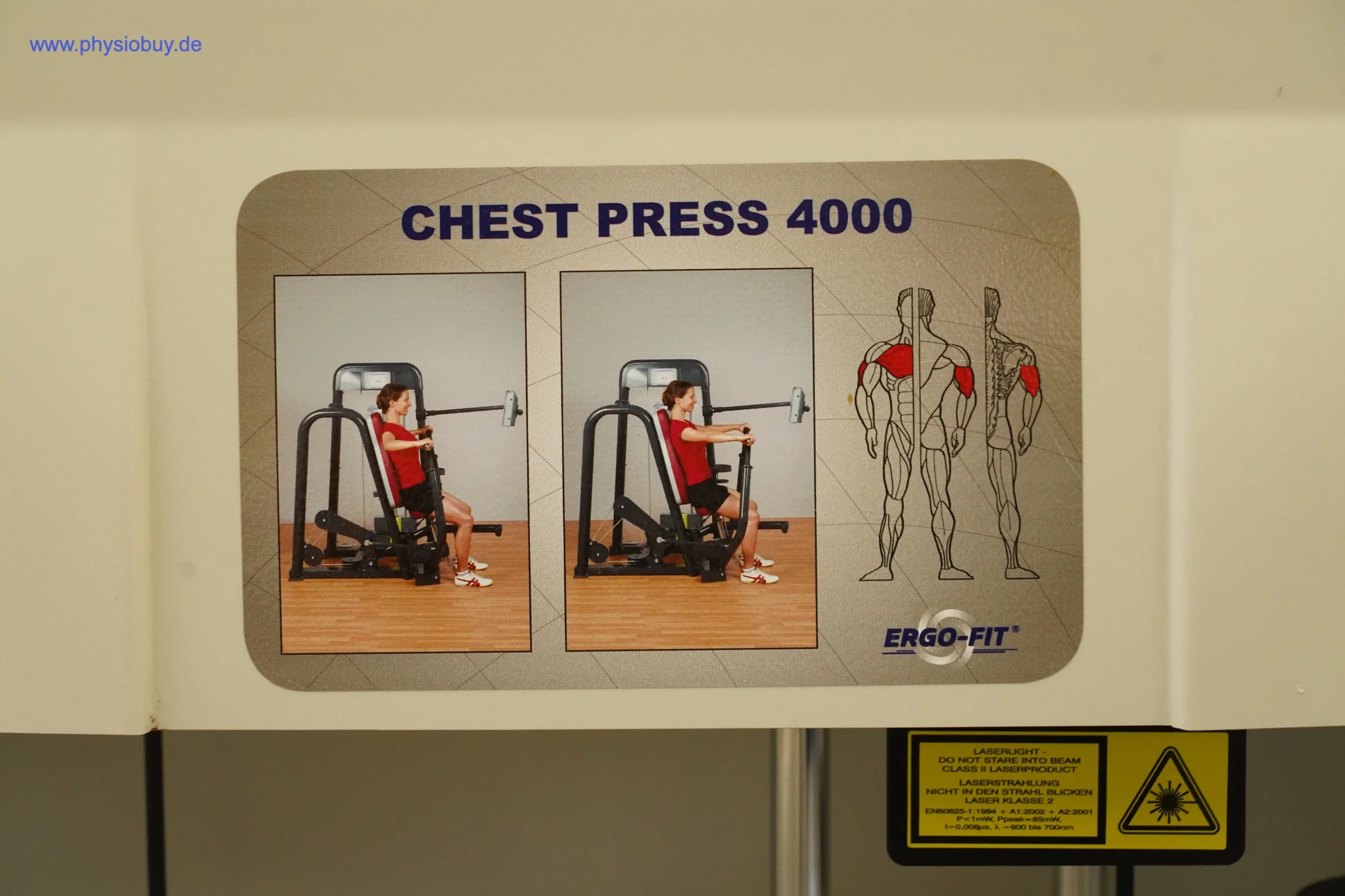 Bedien- und Übungshinweise Chest Press 4000 mit Fotos und Muskeldiagramm am Ergo-Fit-Gerät