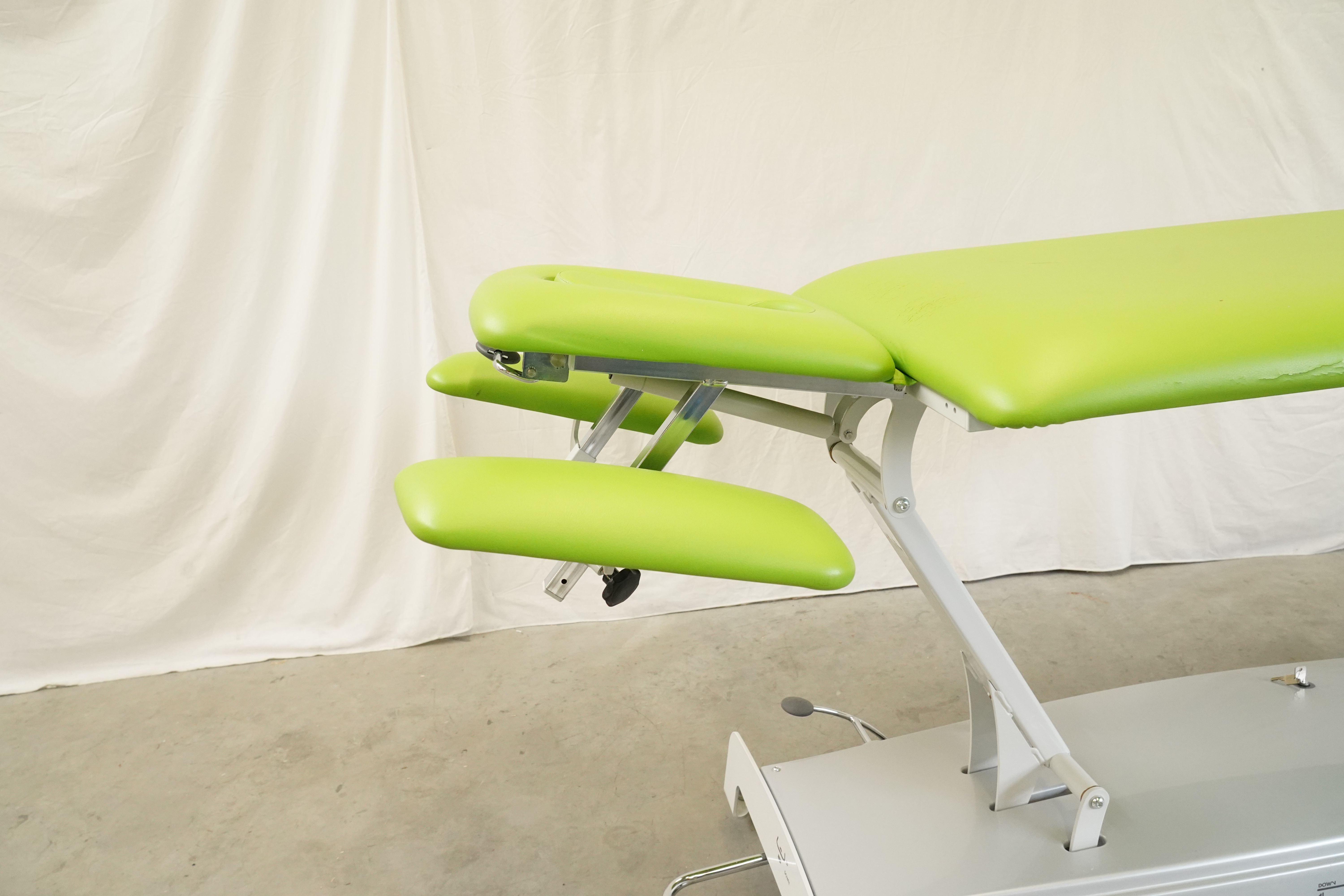 Novak Therapieliege 75cm - gebraucht mit neuen Polstern