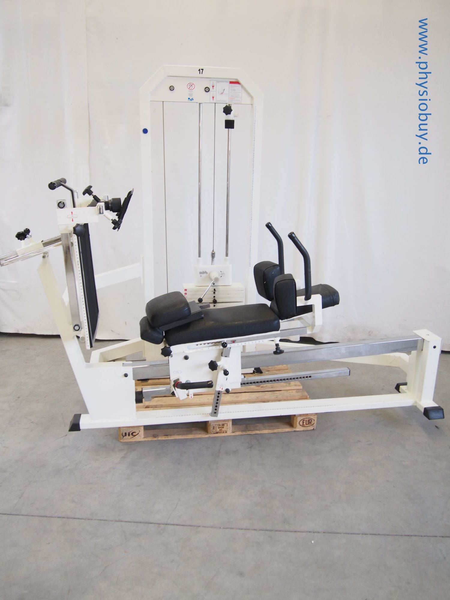 MKB Funktionsstemme R6 mit schwarzem Sitzpolster, Seitenansicht