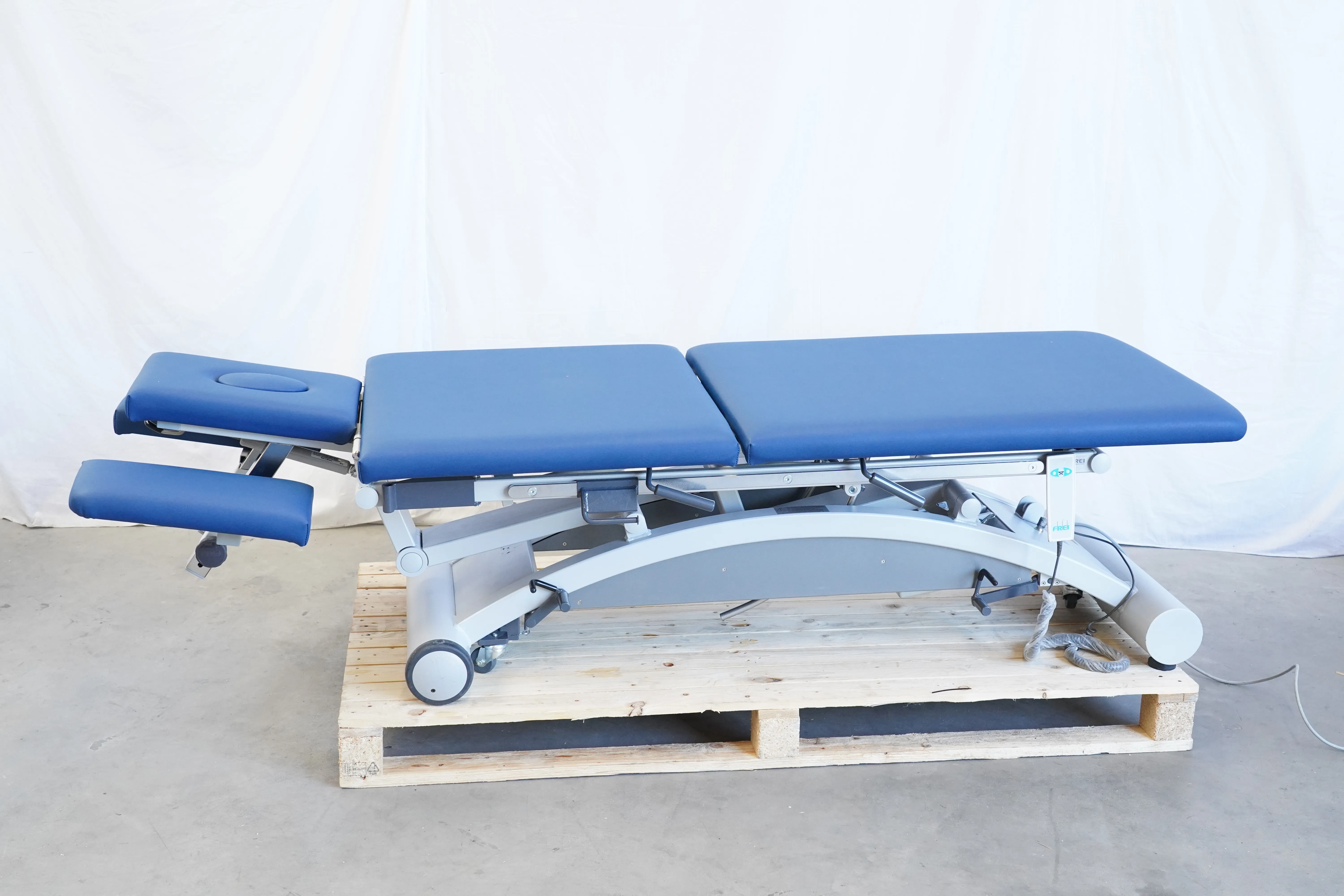 FREI THERA (e) Manuell Therapieliege - gebraucht