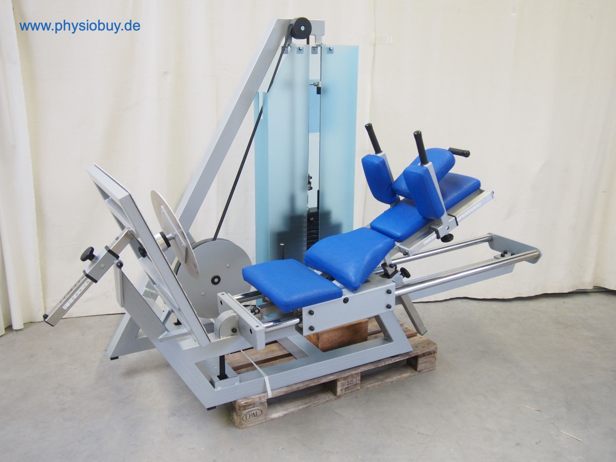 SVG RehaLine Funktionsstemme/Beinpresse mit blauem Sitzpolster