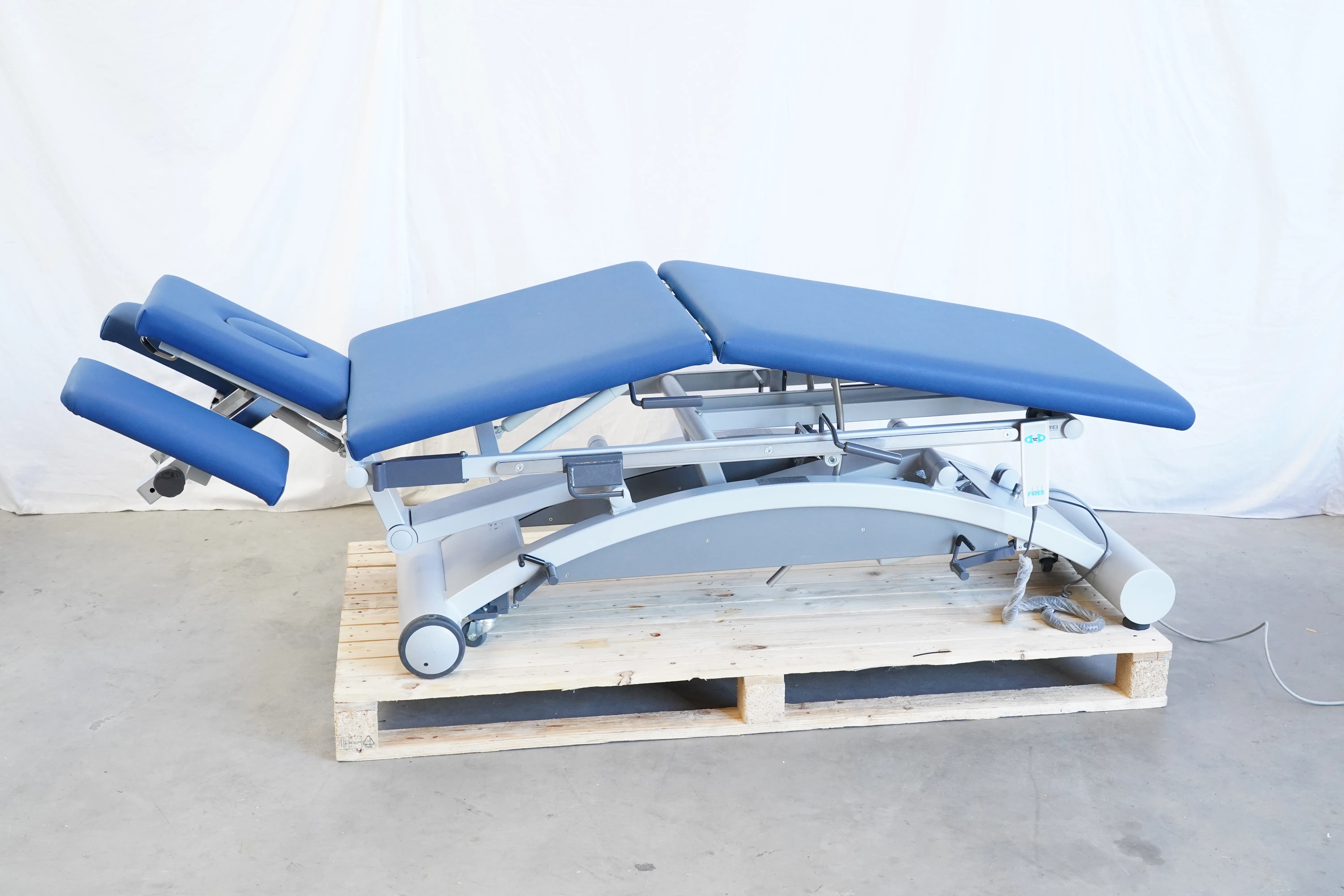 FREI THERA (e) Manuell Therapieliege - gebraucht